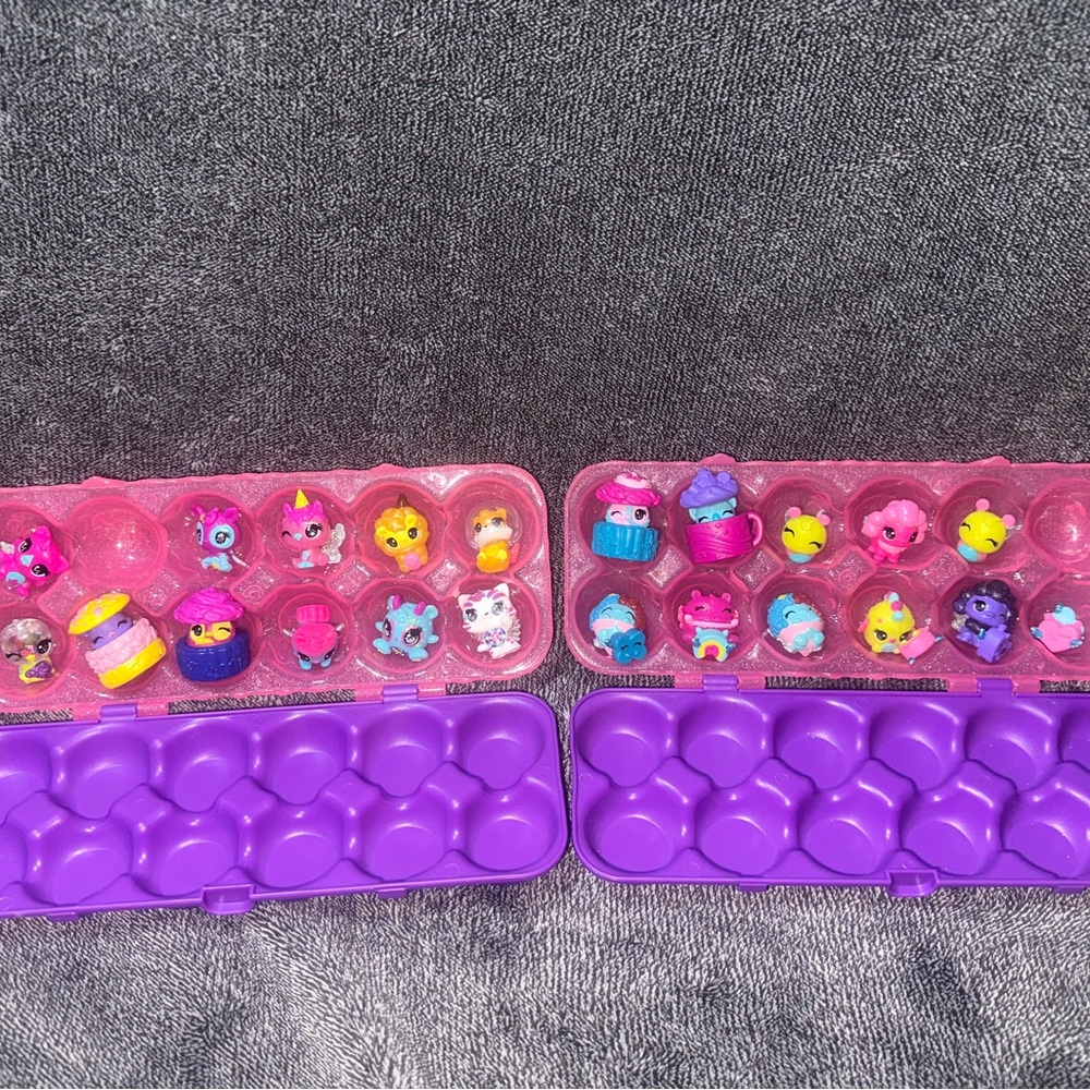 Hatchimals CollEGGtibles Shimmer Babies Egg Carton